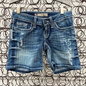 Buckle BKE Stella stretch jeans shorts distressed Size 23